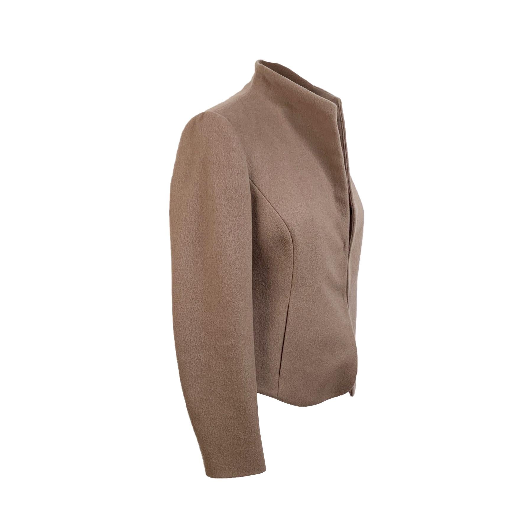 Emporio Armani Beige Pure Cashmere Jacket Size 42 IT In Excellent Condition In Rome, Rome
