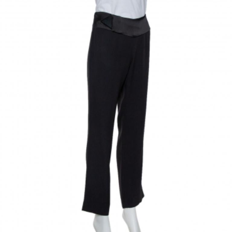Emporio Armani Black Crepe Tapered Leg Trousers S For Sale 5