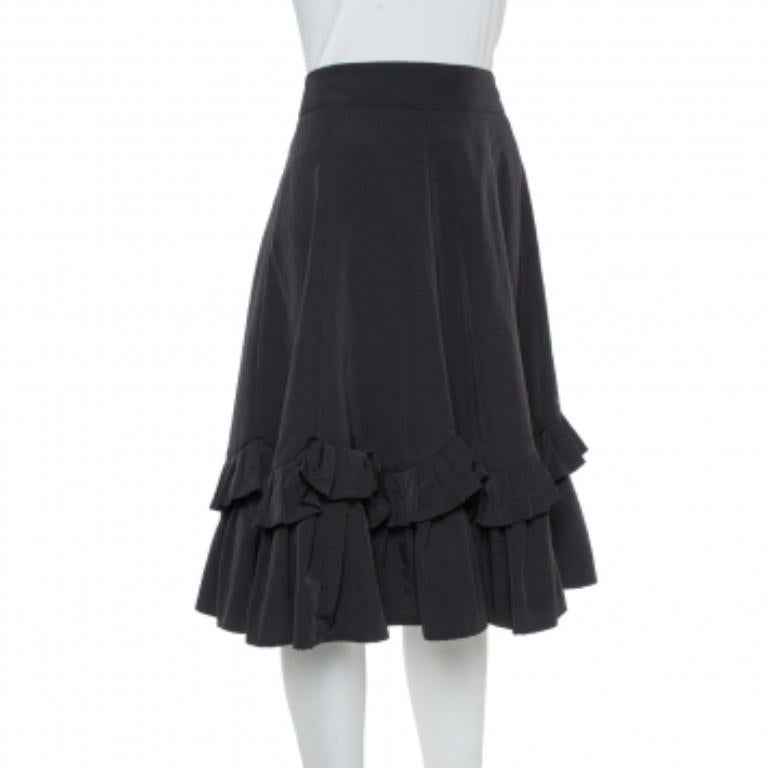 Emporio Armani Black Faille Ruffled Midi Skirt S In Good Condition For Sale In Dubai, Al Qouz 2
