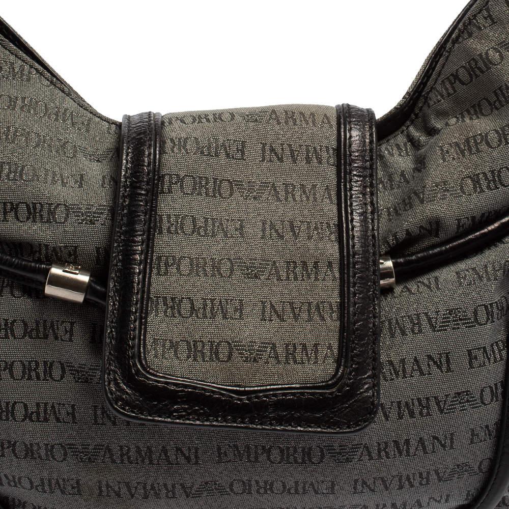  EMPORIO ARMANI Hobo en toile et cuir avec monogramme noir/gris Pour femmes 