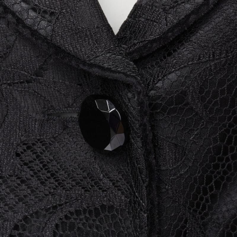 EMPORIO ARMANI black lace jewel cut buttons fitted blazer IT40 S
Reference: MAWG/A00069
Brand: Emporio Armani
Material: Polyester, Viscose
Color: Black
Pattern: Solid
Closure: Button
Extra Details: Floral lace overlay. Black velvet piping. Padded