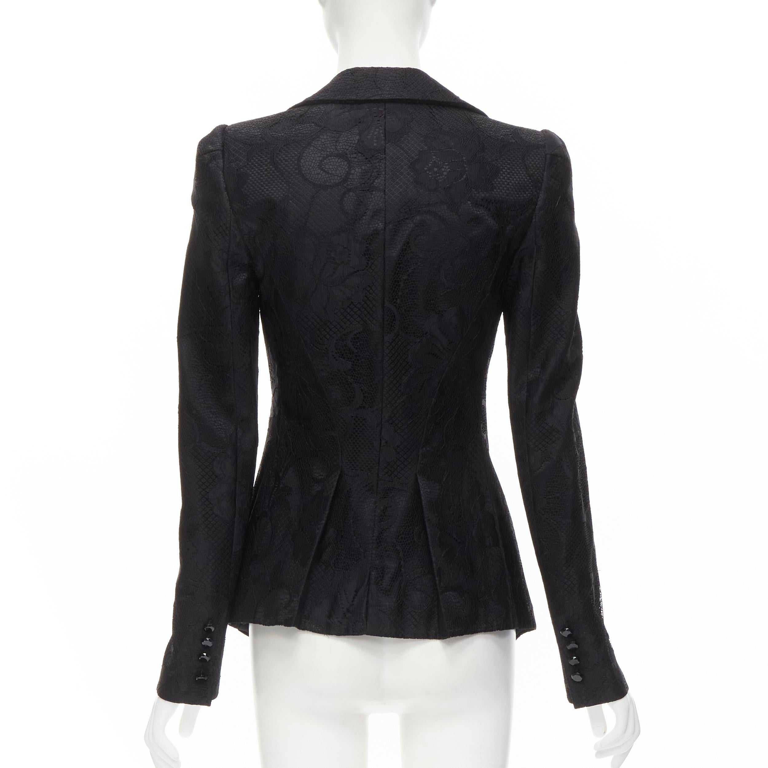 EMPORIO ARMANI black lace jewel cut buttons fitted blazer IT40 S In Excellent Condition For Sale In Hong Kong, NT