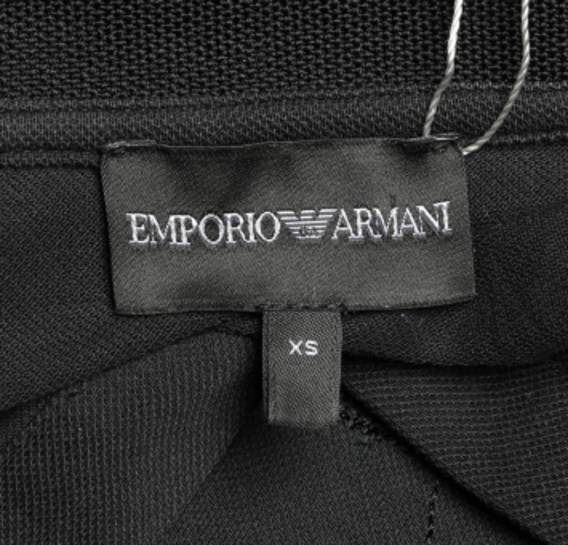 Emporio Armani Schwarzes Logo besticktes Baumwoll- Pique-Polo-T-Shirt mit Logo XS Herren im Angebot