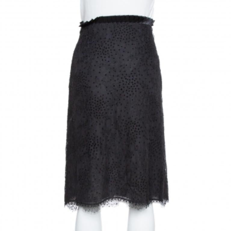 Emporio Armani Black Pleated Waist Detail & Floral Lace Short Skirt M For Sale 2