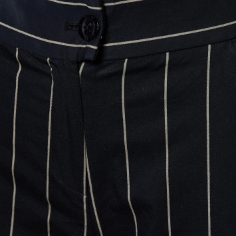 Emporio Armani Black Striped Cotton Tapered Leg Pants M In Good Condition For Sale In Dubai, Al Qouz 2