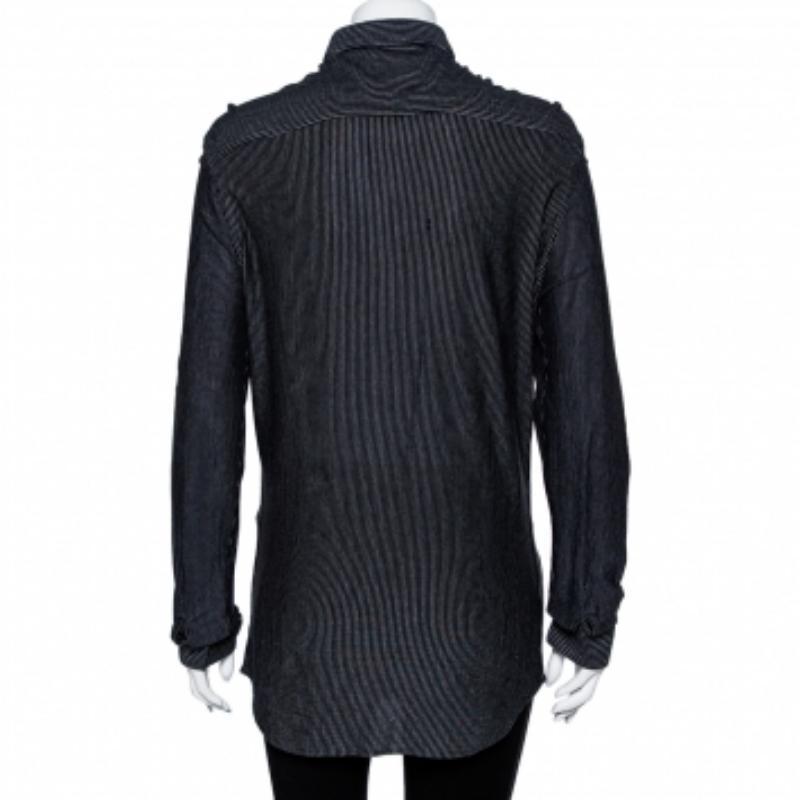 Emporio ARMANI Chemise à manches longues en tricot rayé noir M. en vente 1