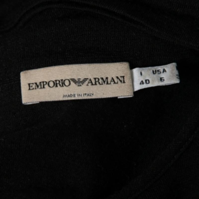 Donna Emporio Armani Top a maniche lunghe in lana nera con dettaglio cut-out S in vendita