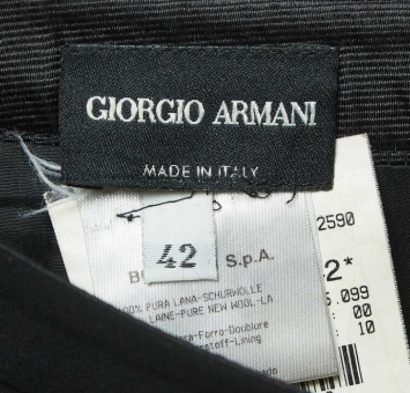 Emporio Armani Gonna a Matita in Lana Nera M In condizioni buone in vendita a Dubai, Al Qouz 2