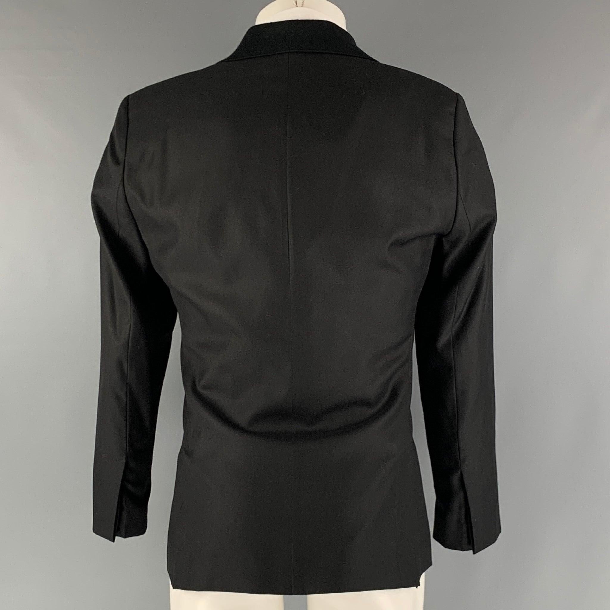 EMPORIO ARMANI Manteau de sport noir en laine et soie à revers échancré Taille 38 Excellent état - En vente à San Francisco, CA