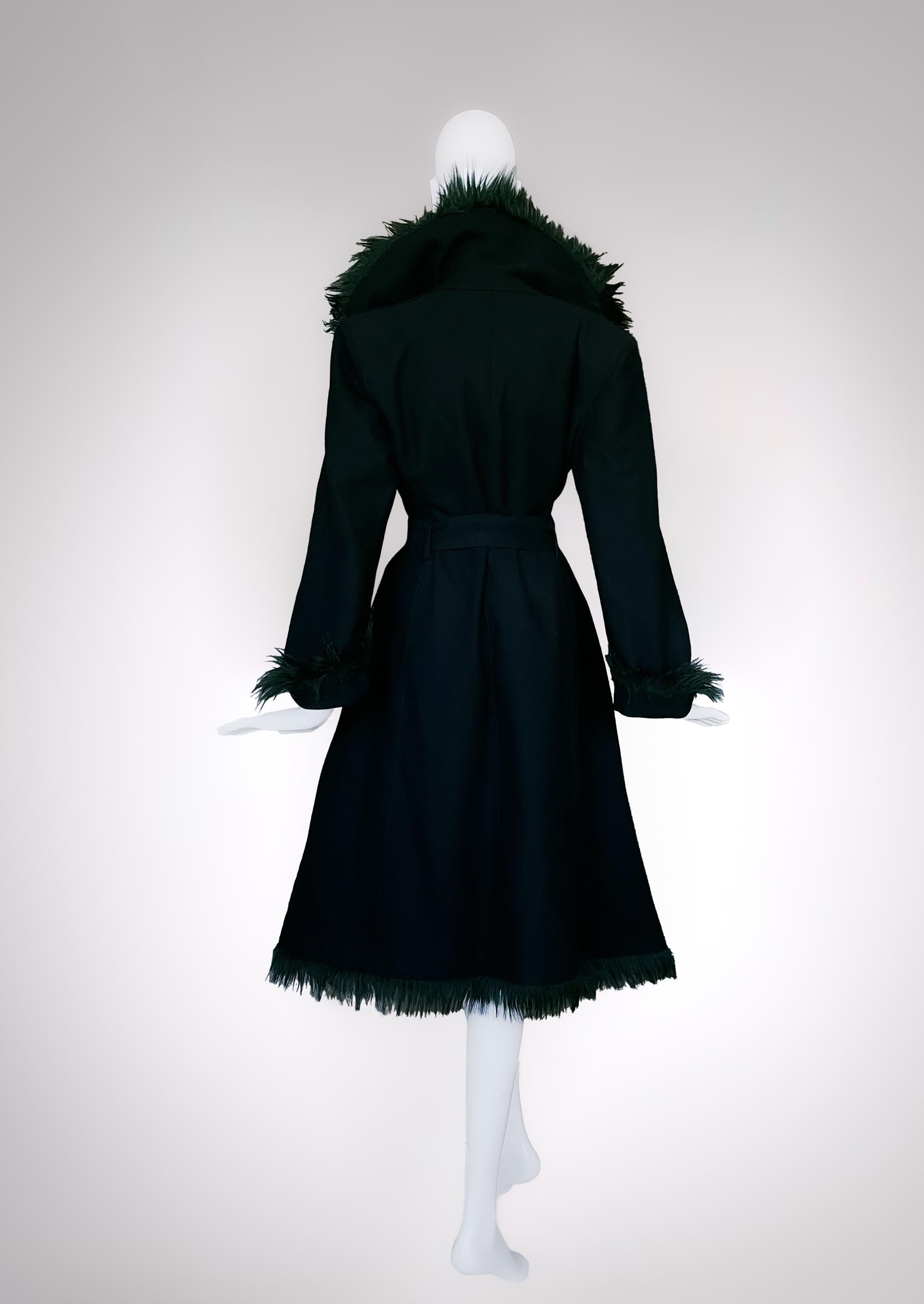 EMPORIO ARMANI FW 2000 Dramatic Coat In Good Condition For Sale In Berlin, BE