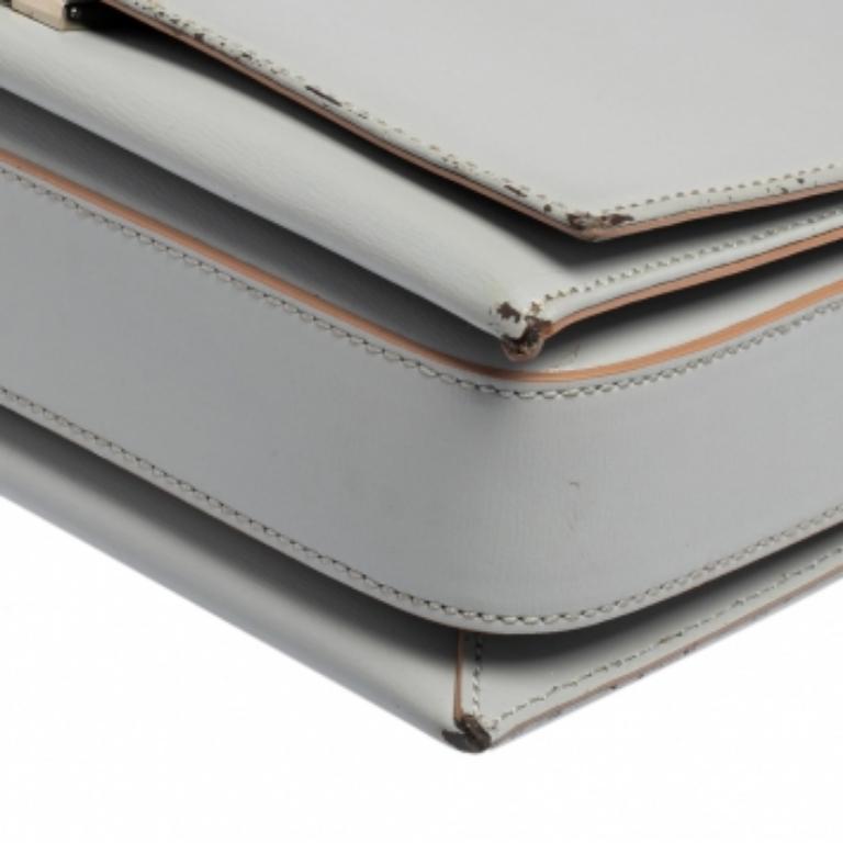 Emporio Armani - Sac à bandoulière en cuir gris avec chaîne 5