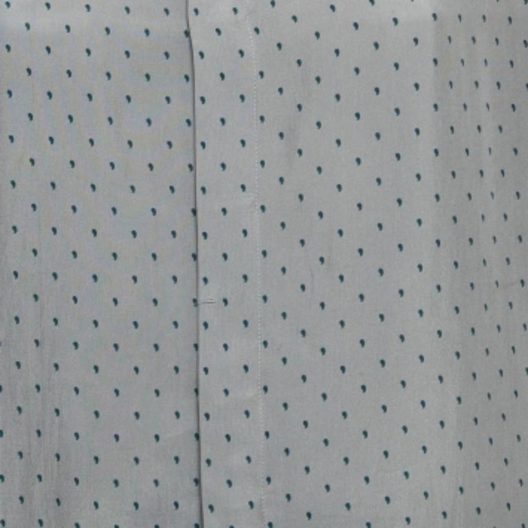 Emporio ARMANI Camisa de seda con estampado paisley gris S en Bueno estado para la venta en Dubai, Al Qouz 2