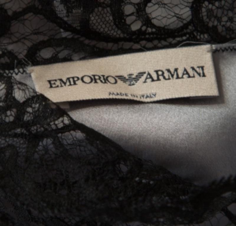 Emporio Armani Camicia con maniche svasate in seta grigia con bordi in pizzo smerlato L.L.A. in vendita 1
