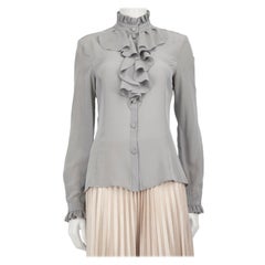 Emporio Armani - Chemisier à volants en soie grise, taille L