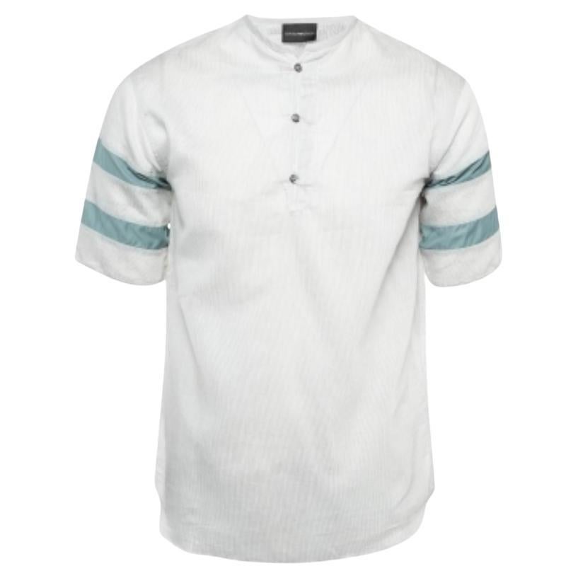 Emporio Armani Grau gestreiftes Hemd mit halber Knopfleiste aus Baumwolle M im Angebot