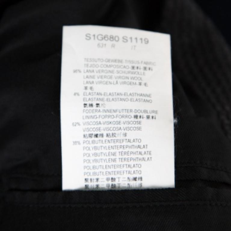Emporio ARMANI Blazer à double revers en laine texturée grise XXL Pour hommes en vente