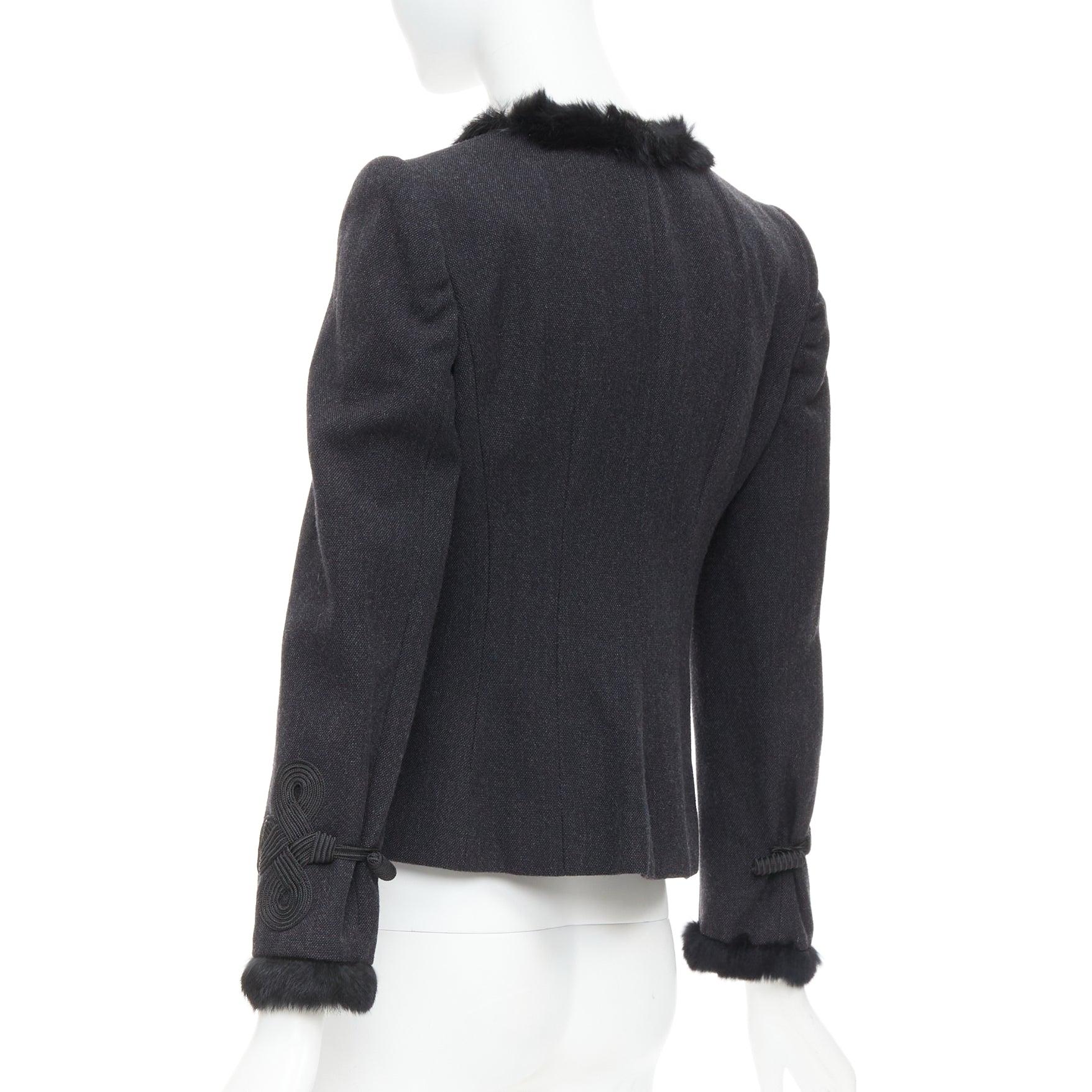 EMPORIO ARMANI grey virgin wool fur trim totem applique crop blazer IT42 M For Sale 2
