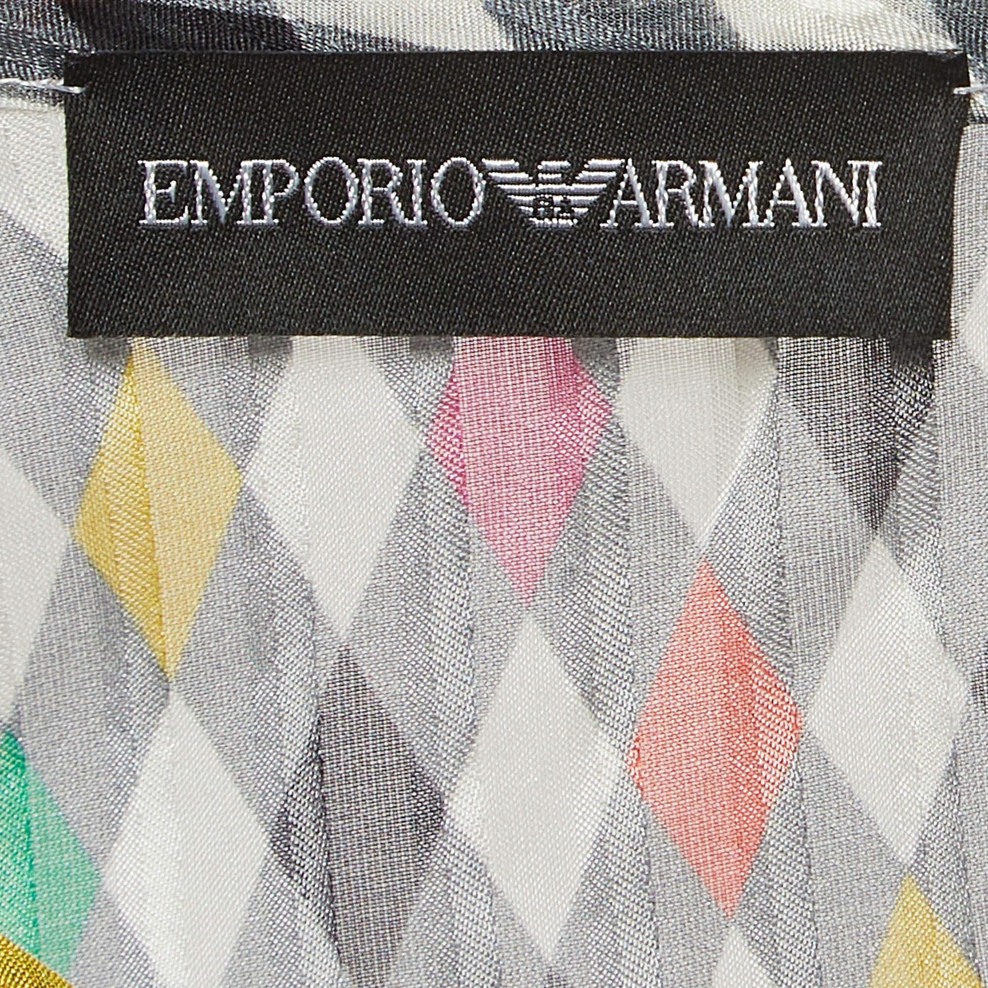 Emporio Armani Top ricamato in seta a quadri multicolore S In condizioni buone in vendita a Dubai, Al Qouz 2
