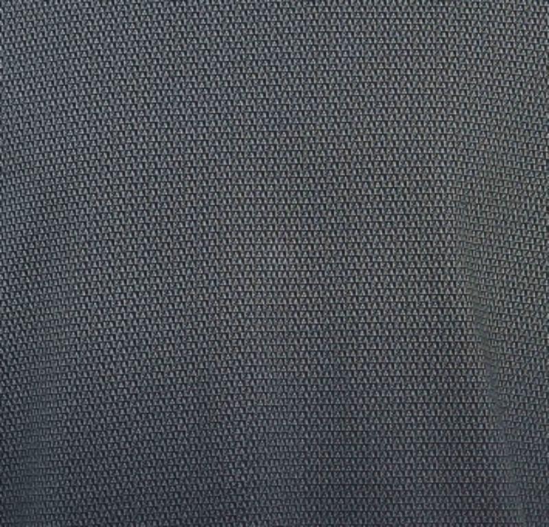 Combinaison parfaite de confort, de luxe et de style, ce t-shirt de créateur est une pièce incontournable ! Confectionnée à partir de matériaux de qualité, cette création s'associera à un pantalon en jean et à des baskets pour un look cool.