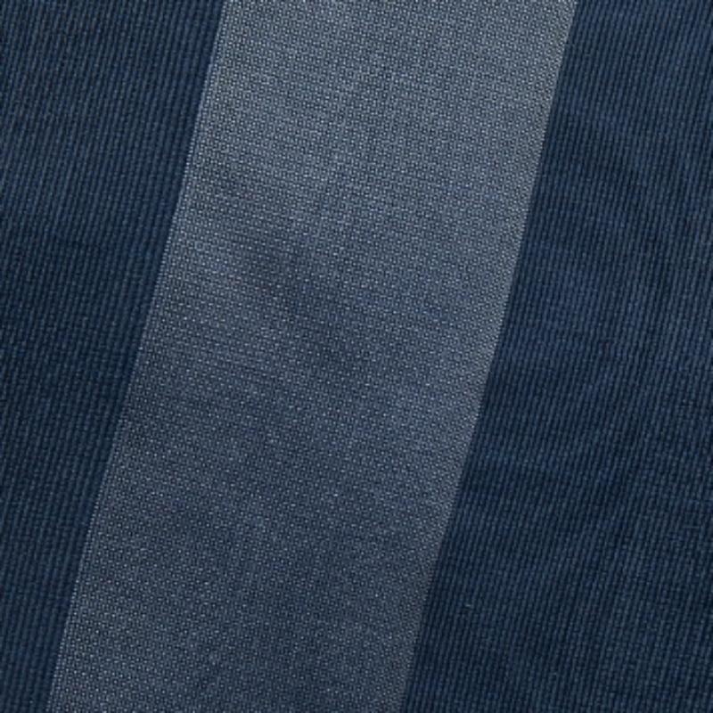 Cravatta in seta a righe blu navy Emporio Armani ARMANI In condizioni ottime in vendita a Dubai, Al Qouz 2
