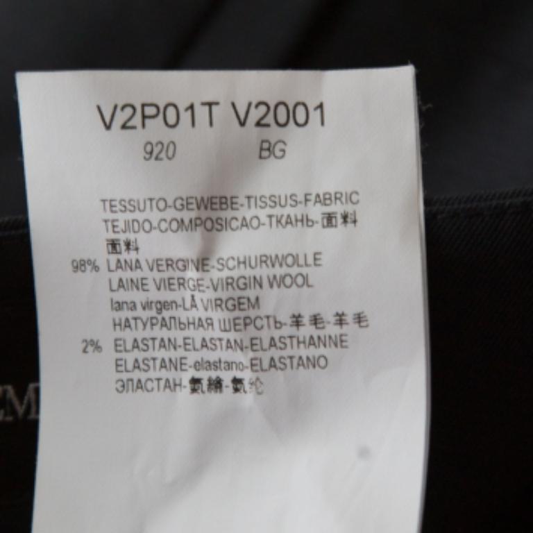Emporio Armani Pantaloni sartoriali in lana blu navy S In condizioni ottime in vendita a Dubai, Al Qouz 2