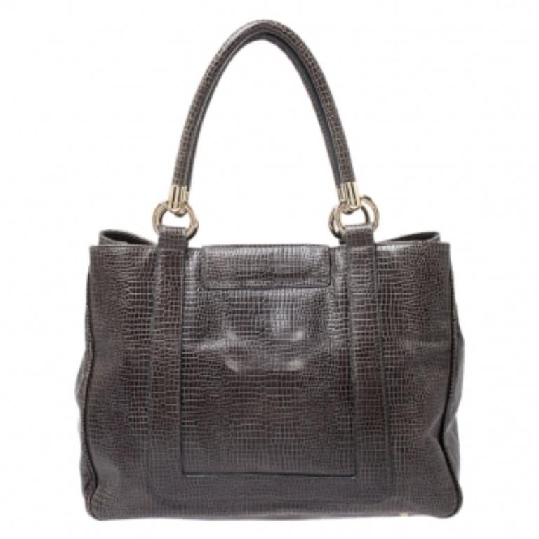 Emporio Armani Olivgrüne Tasche mit Krokoprägung aus Leder mit Vordertasche im Angebot 1