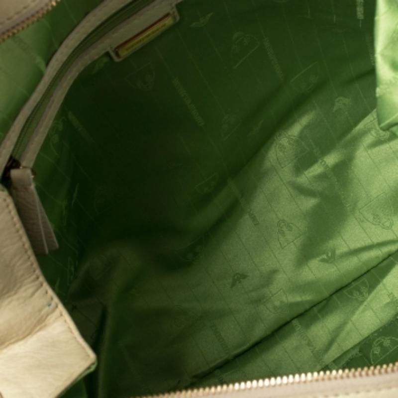 Beige Emporio Armani Tote in pelle verde pallido con doppia cerniera in vendita