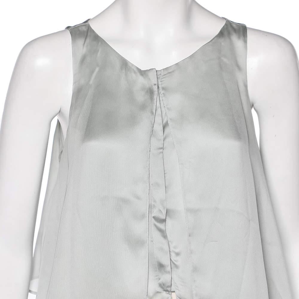 Emporio Armani Pale Green Silk Layered Sleeveless Button Front Top M In Fair Condition In Dubai, Al Qouz 2