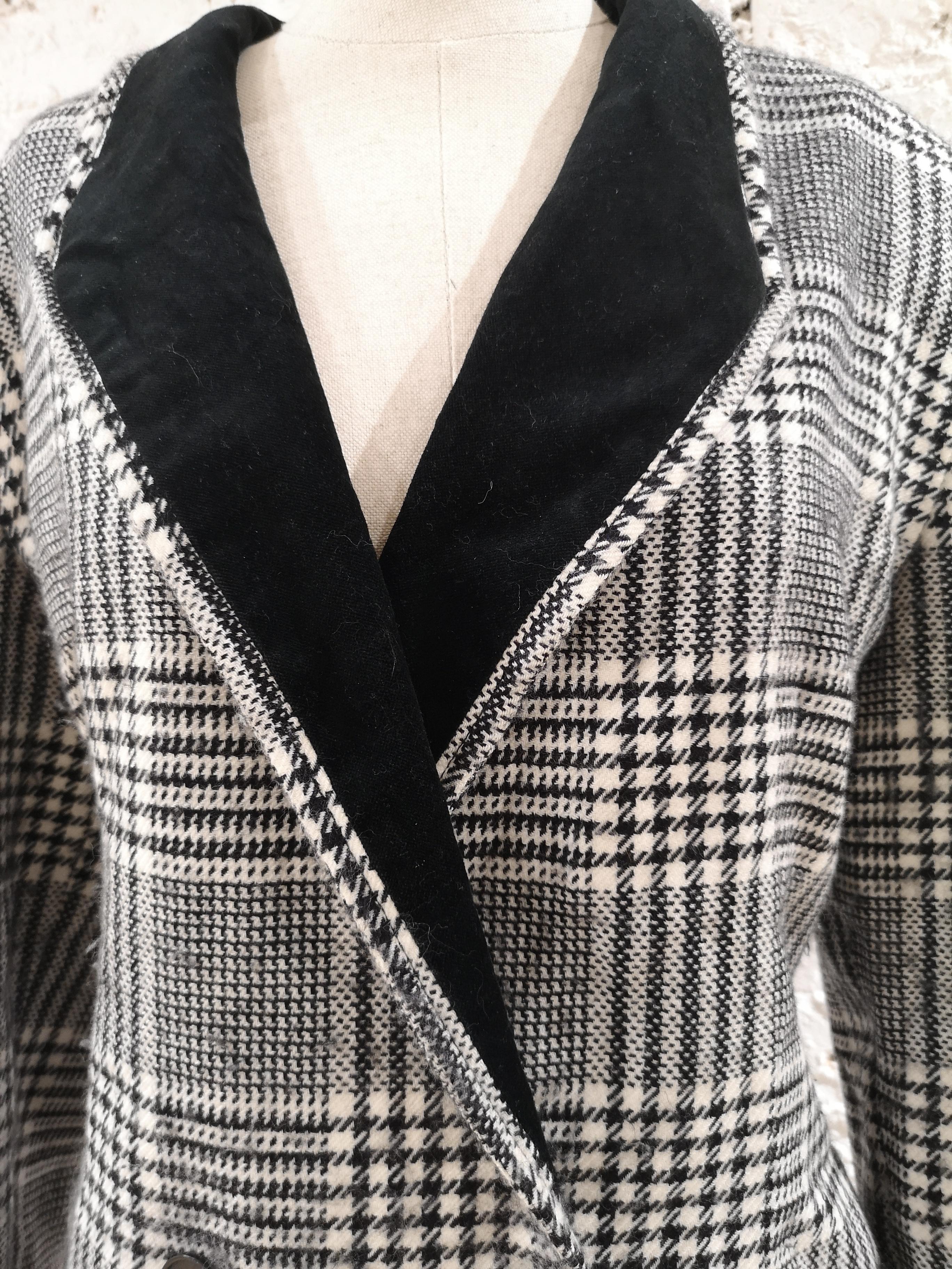 Nero Giacca in lana Emporio Armani pied de poule in vendita