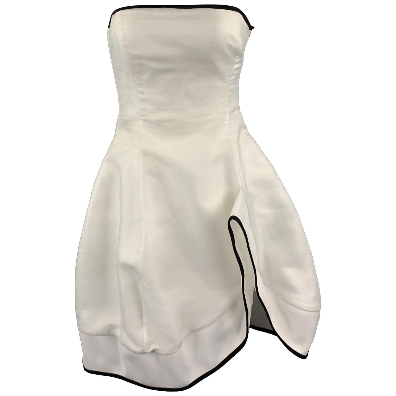 EMPORIO ARMANI Size 2 White Metallic Chiffon Strapless Cocktail Dress