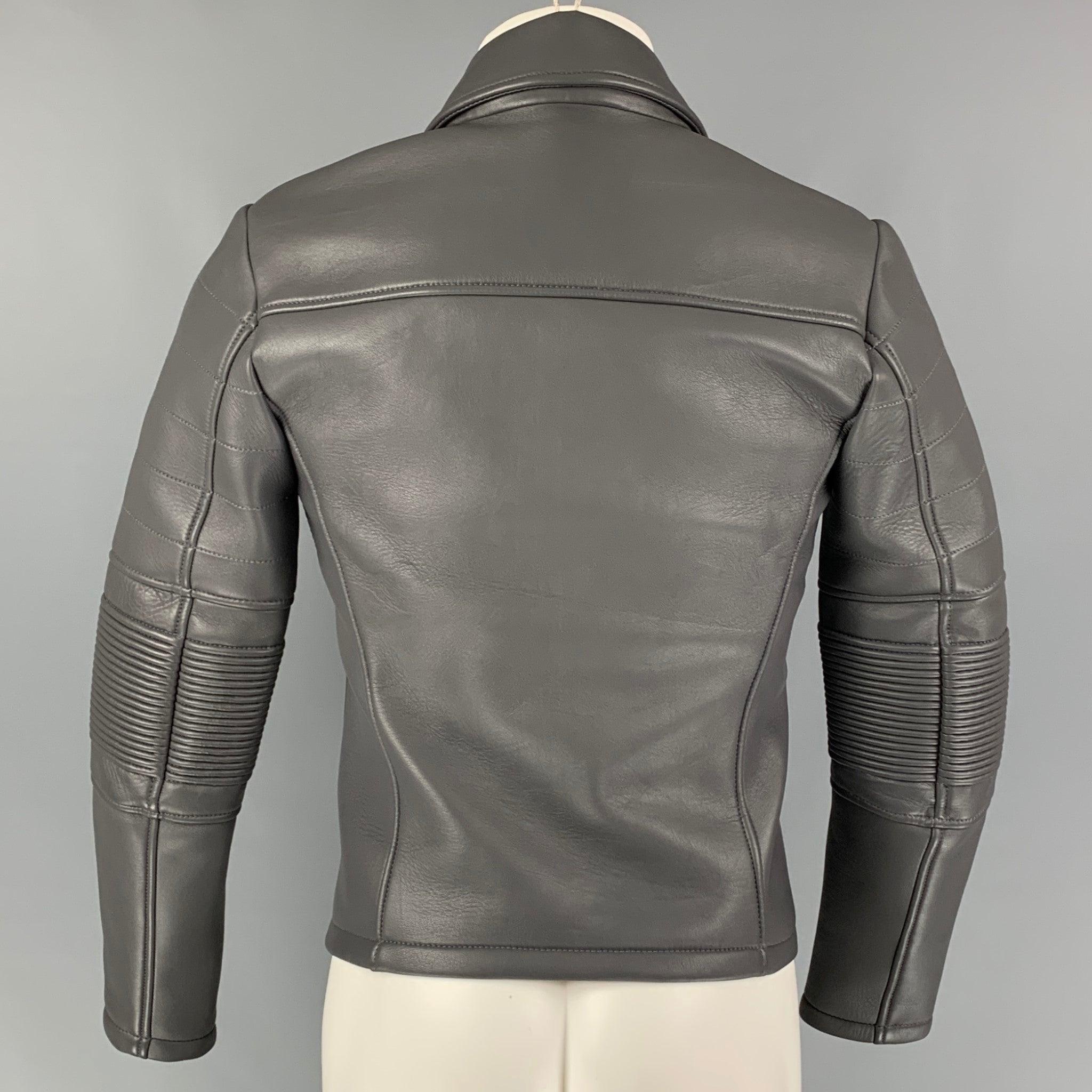 EMPORIO ARMANI Size 34 Grey Leather Biker Jacket In Good Condition For Sale In San Francisco, CA