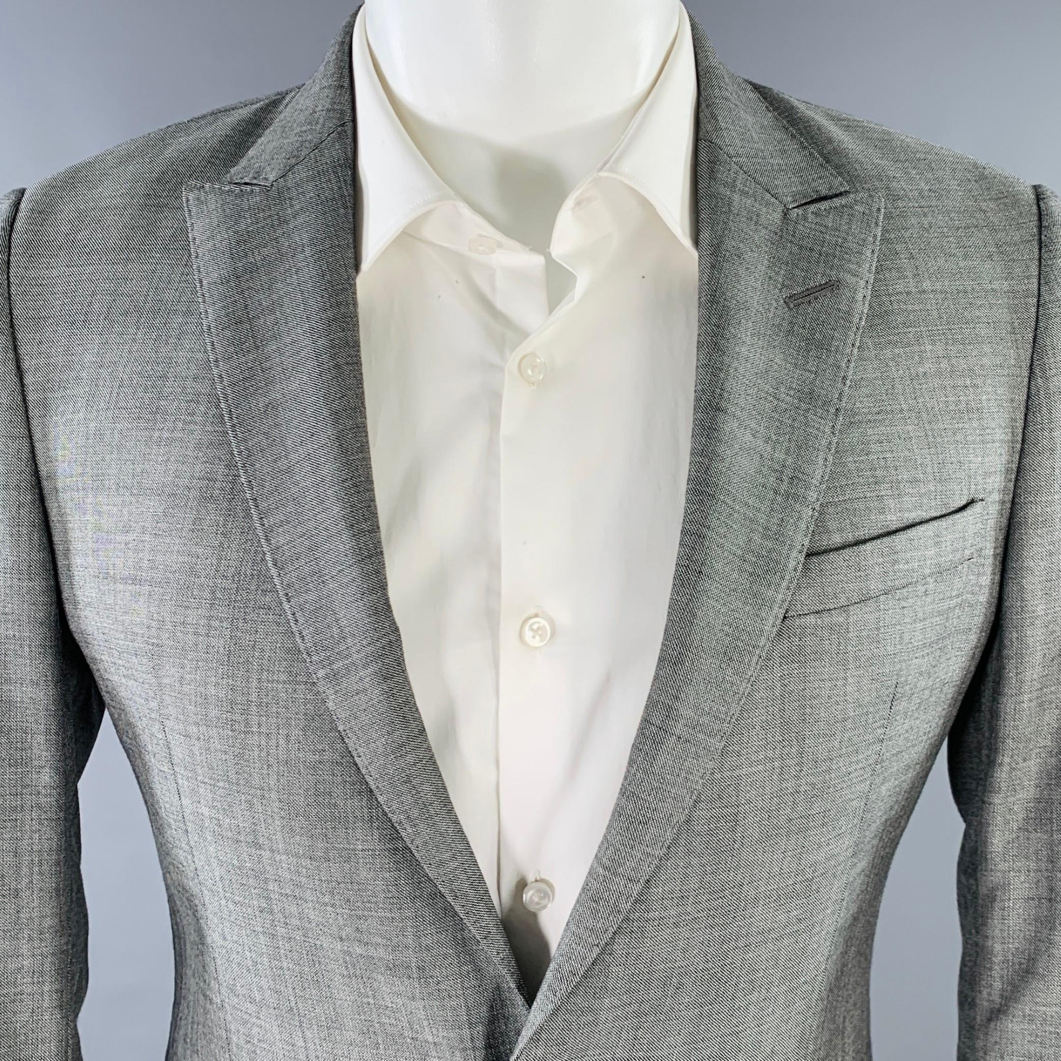 Gray EMPORIO ARMANI Size 36 Grey Solid Wool Silk Peak Lapel  Suit For Sale