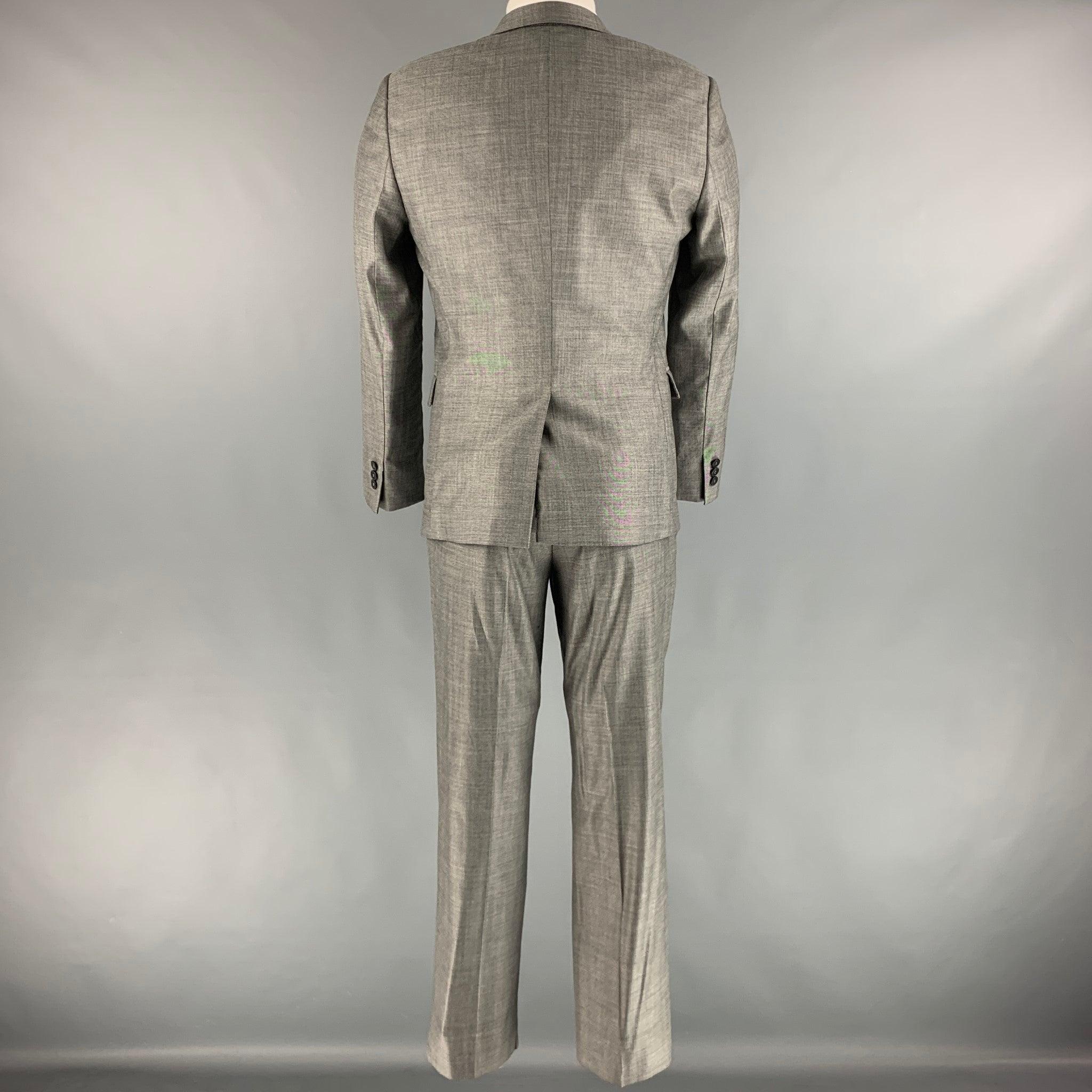 Men's EMPORIO ARMANI Size 36 Grey Solid Wool Silk Peak Lapel  Suit For Sale
