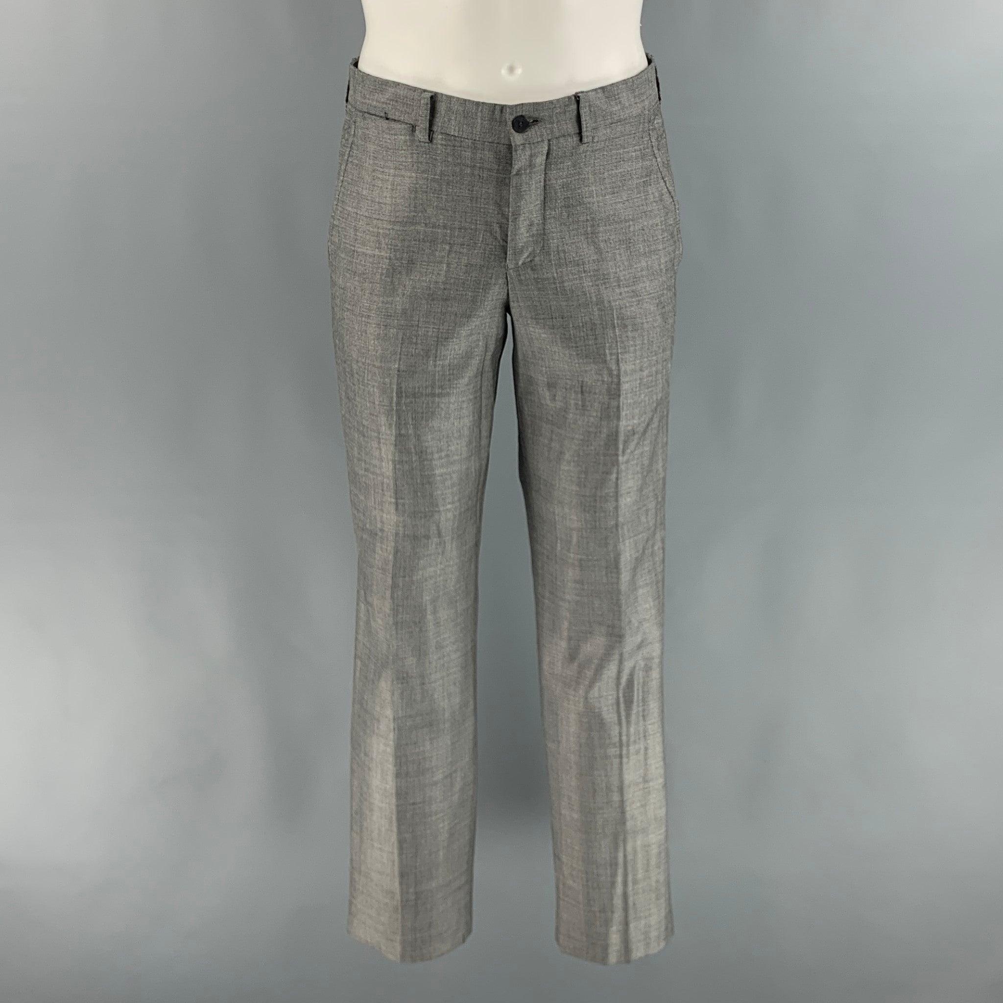 EMPORIO ARMANI Size 36 Grey Solid Wool Silk Peak Lapel  Suit For Sale 1