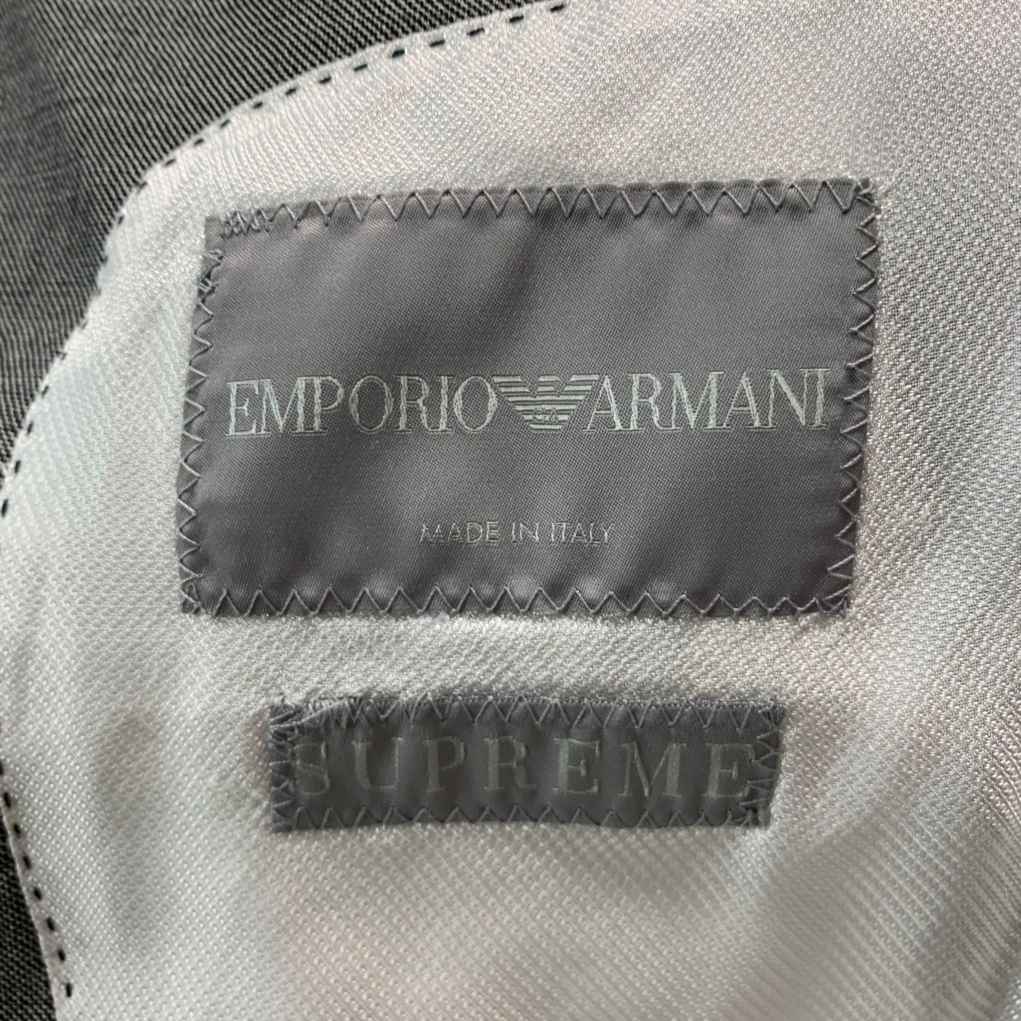 EMPORIO ARMANI Size 36 Grey Solid Wool Silk Peak Lapel  Suit For Sale 3