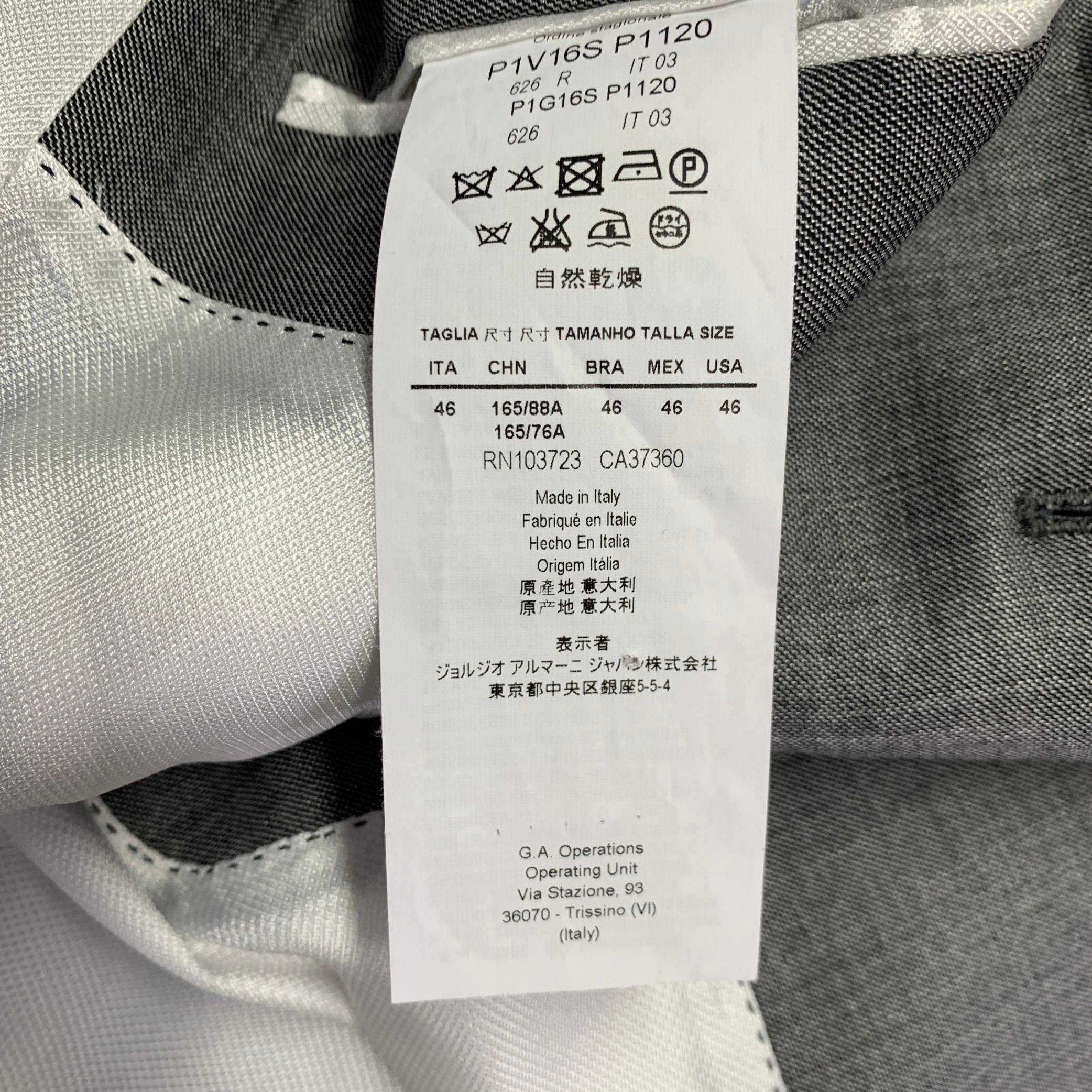 EMPORIO ARMANI Size 36 Grey Solid Wool Silk Peak Lapel  Suit For Sale 4