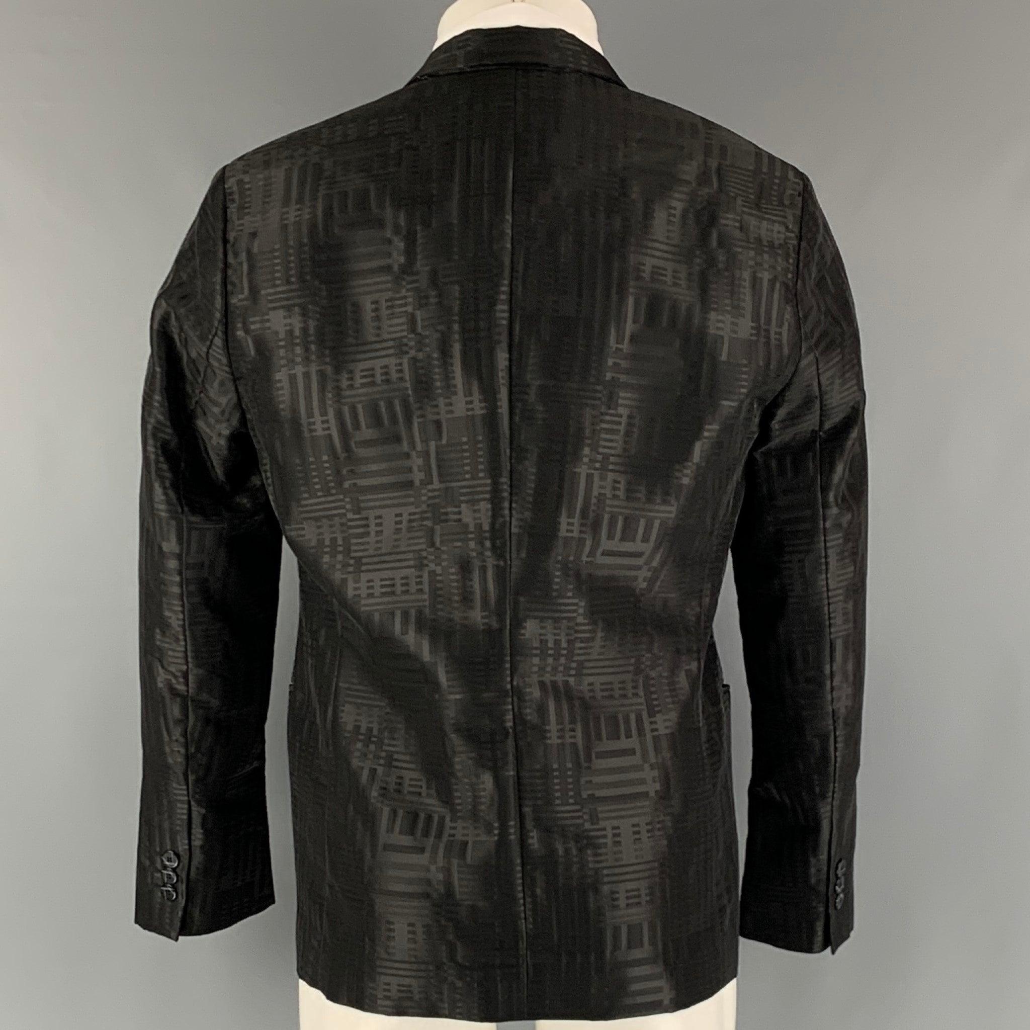 EMPORIO ARMANI Taille 38 Manteau de sport à revers échancré en laine mélangée jacquard noire Excellent état - En vente à San Francisco, CA