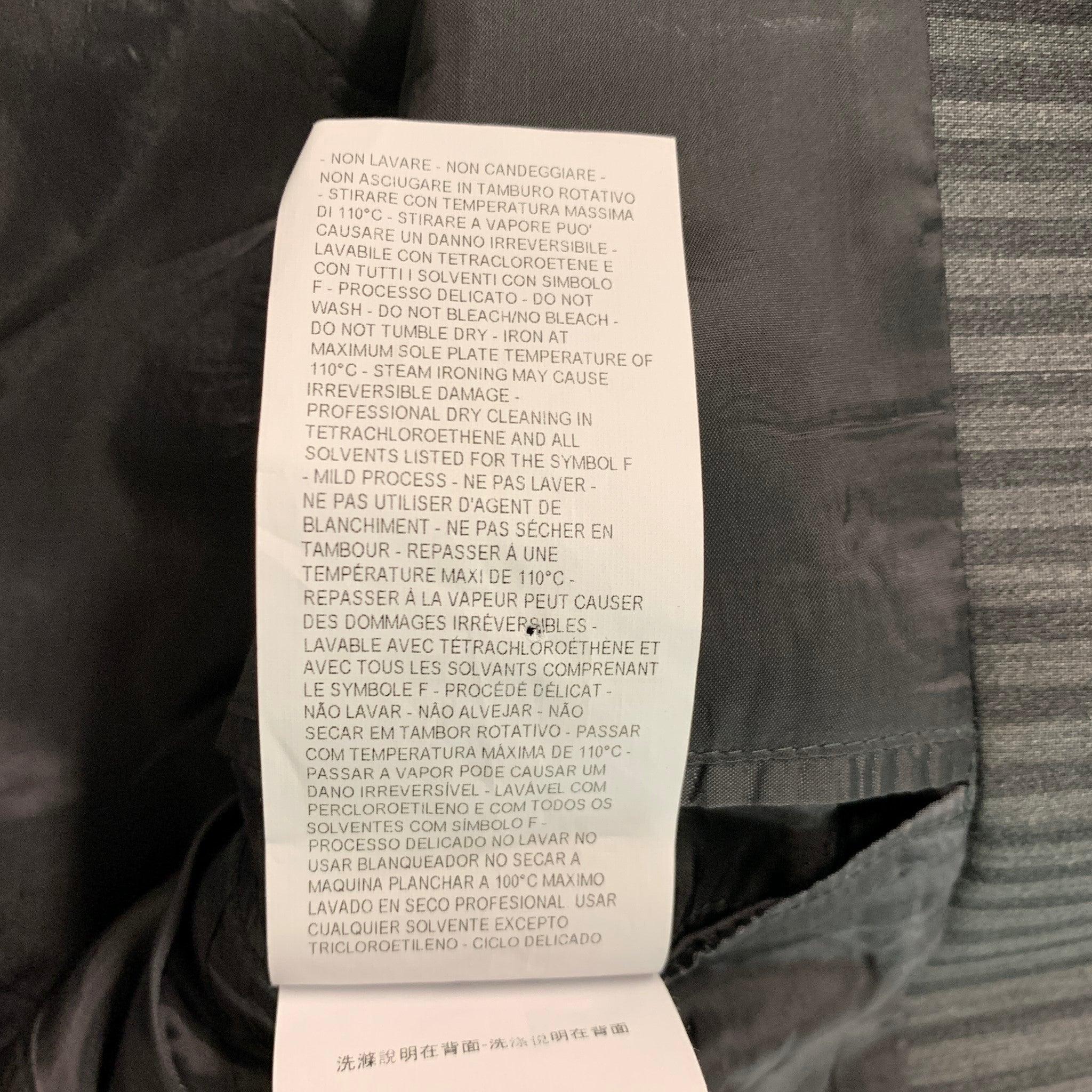 EMPORIO ARMANI Größe 38 Grau Charcoal Wolle Mischung Notch Revers Sport Mantel im Angebot 2