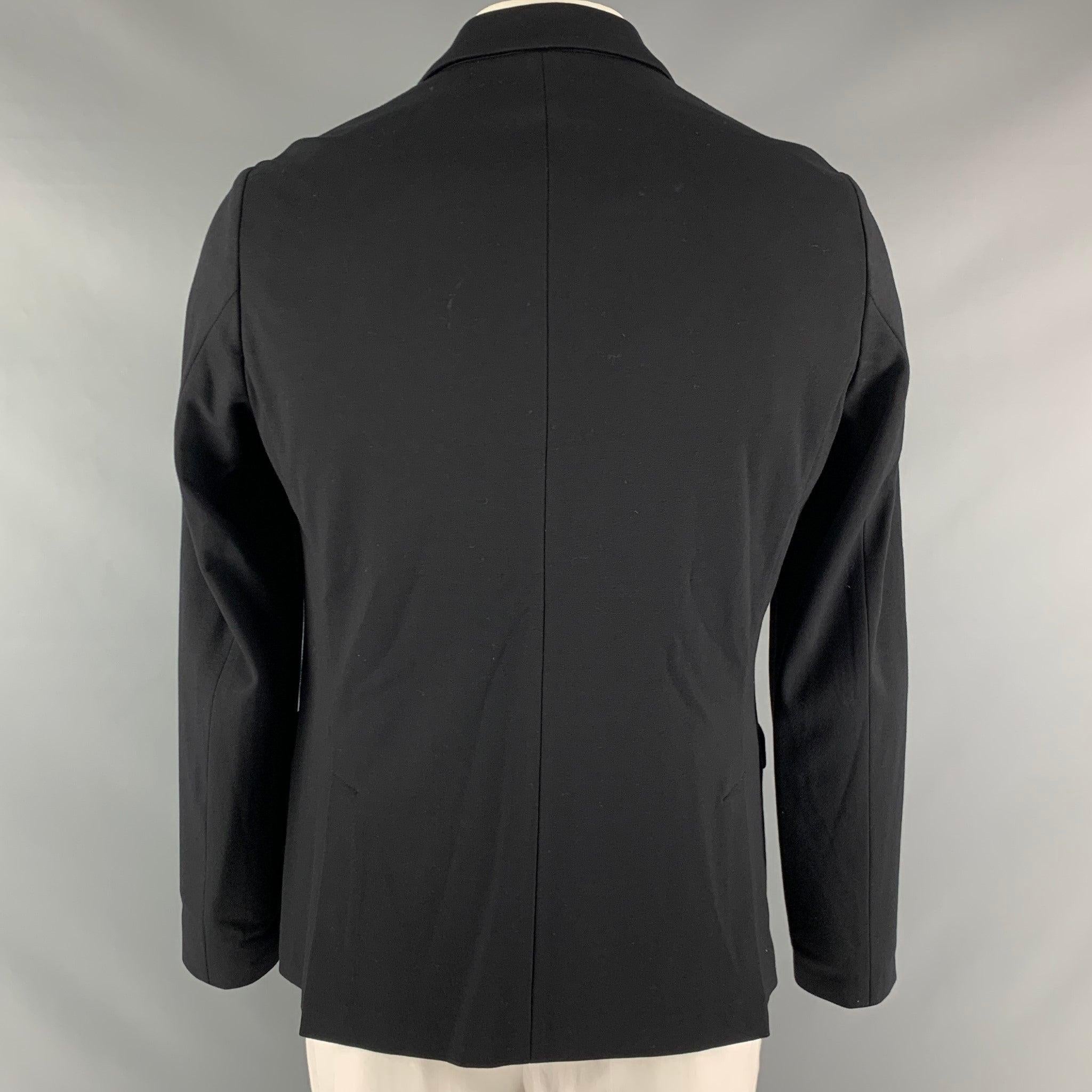 EMPORIO ARMANI Size 42 Black Solid Viscose Blend Notch Lapel Sport Coat In Excellent Condition For Sale In San Francisco, CA