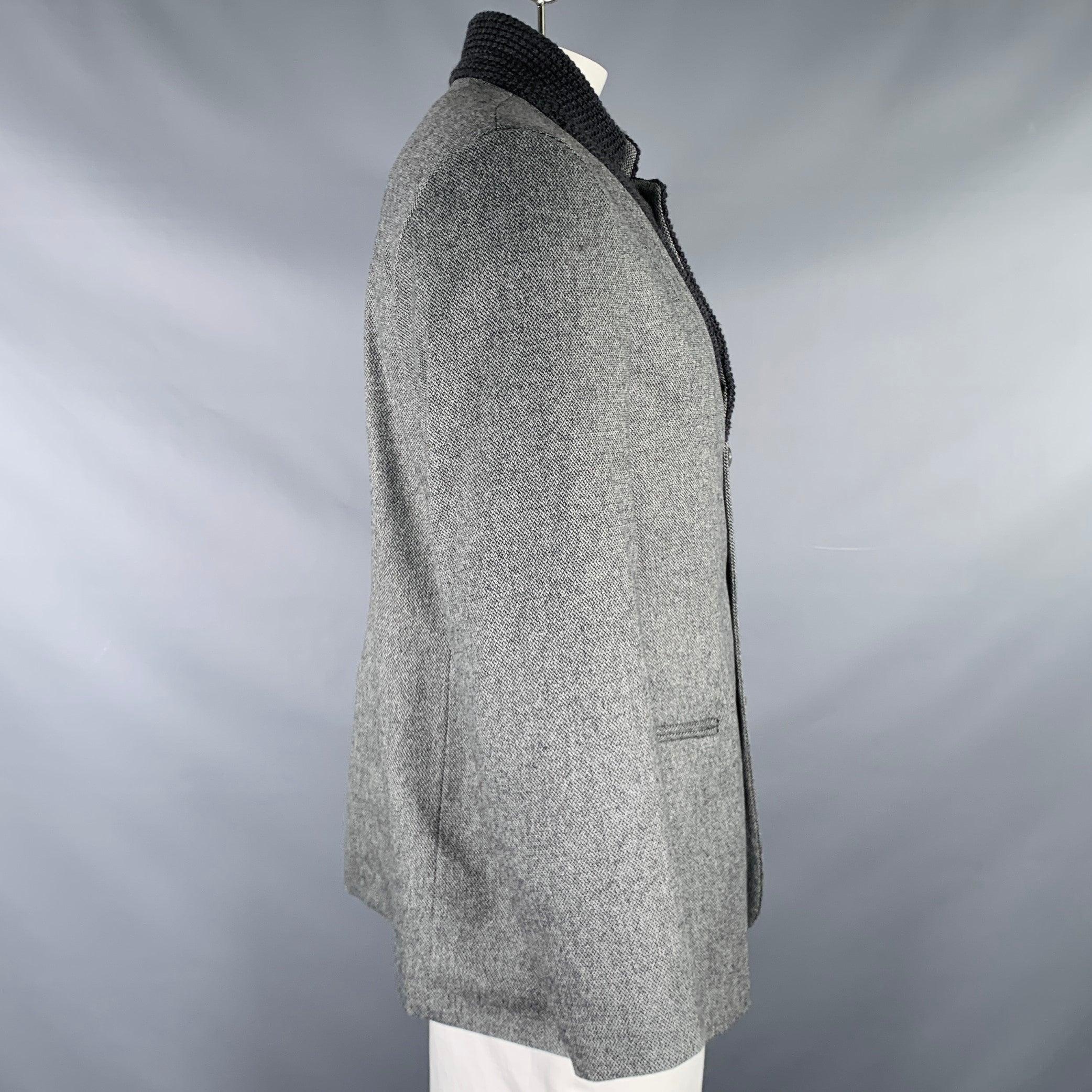 EMPORIO ARMANI Size 46 Grey Black Wool Blend Notch Lapel Sport Coat In Excellent Condition For Sale In San Francisco, CA
