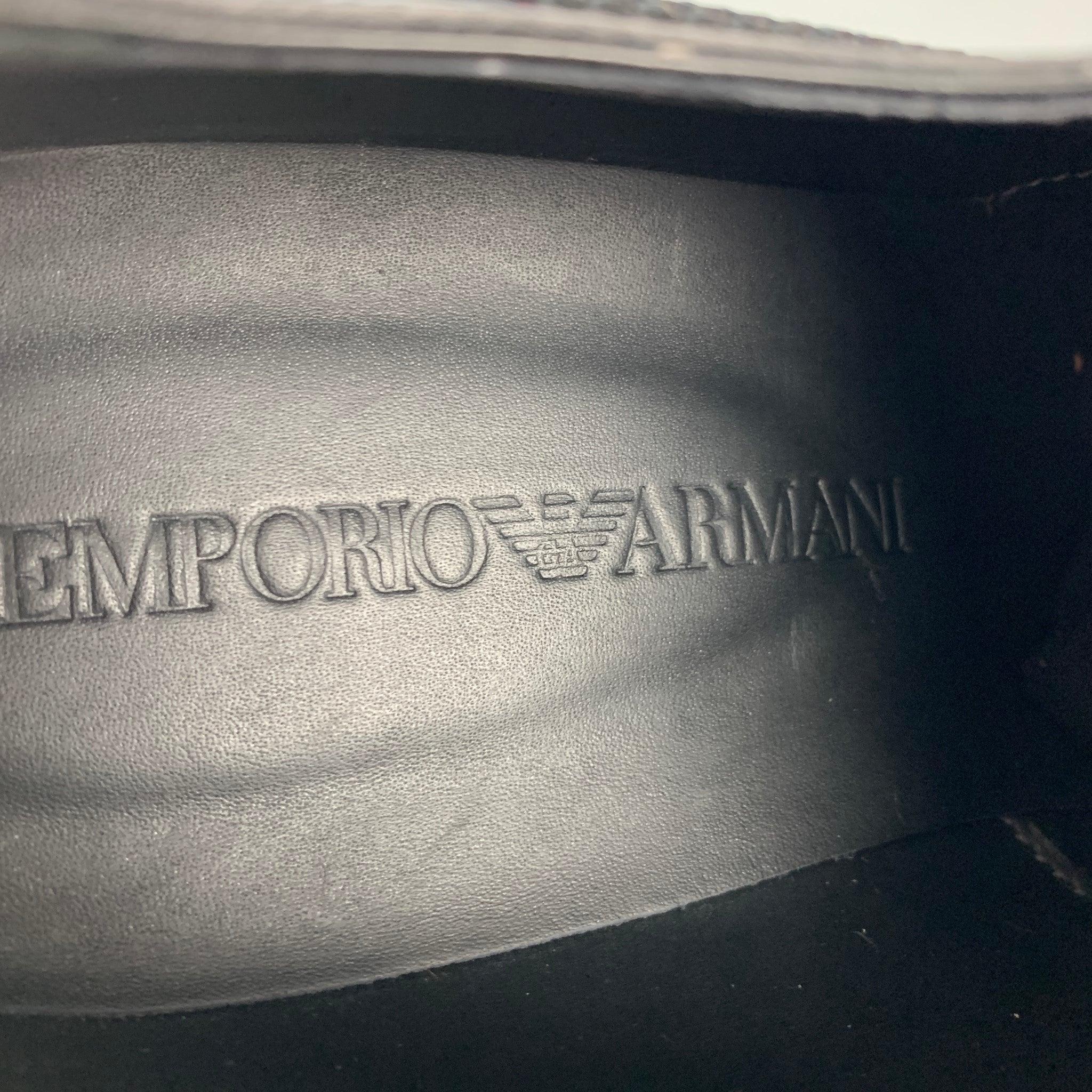 EMPORIO ARMANI - Chaussures à lacets en cuir perforé bleu marine, taille 9 3
