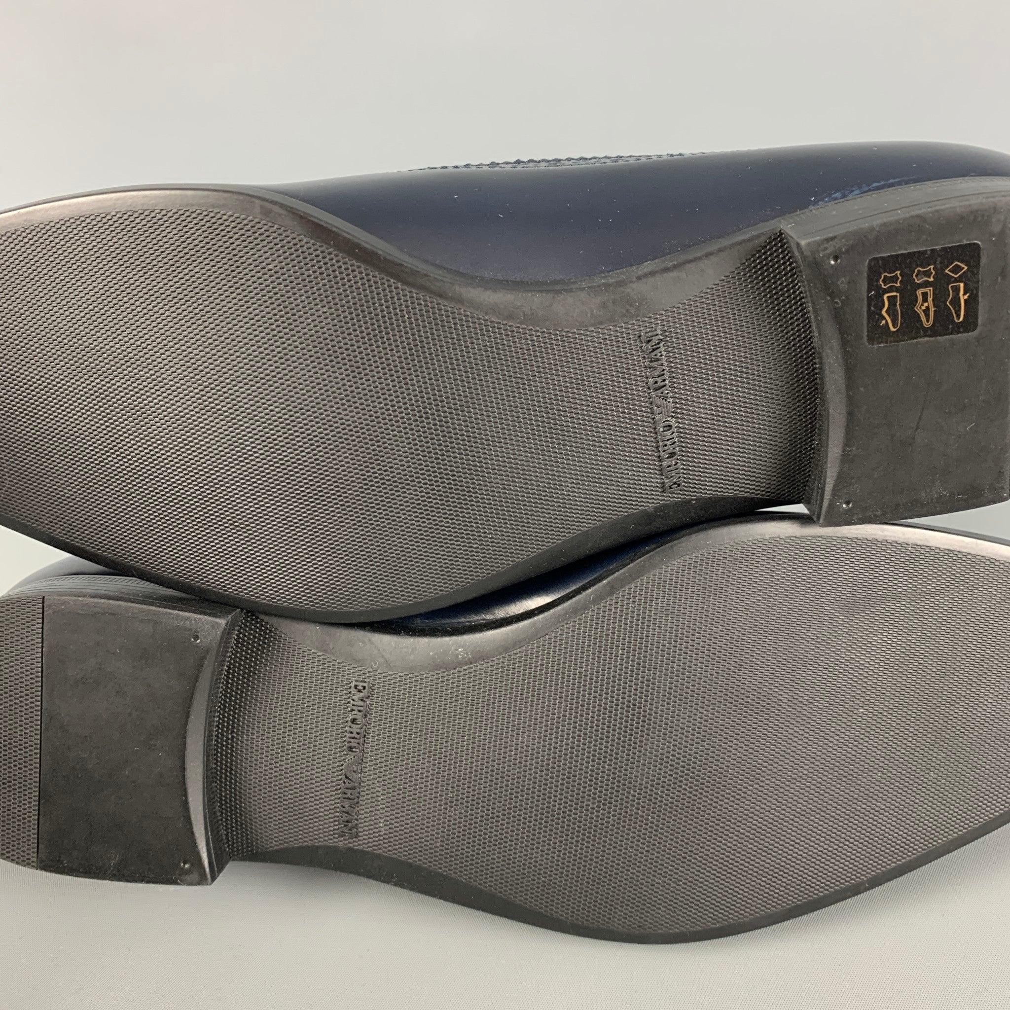 EMPORIO ARMANI - Chaussures à lacets en cuir perforé bleu marine, taille 9 4
