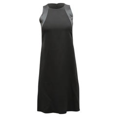 Abito dritto senza maniche Emporio Armani in crêpe di viscosa nera