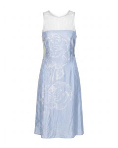 Emporio Armani Frühjahr/Sommer 2000 Laufsteg: Blaues Midi-Kleid mit Blumenmuster und Tüll