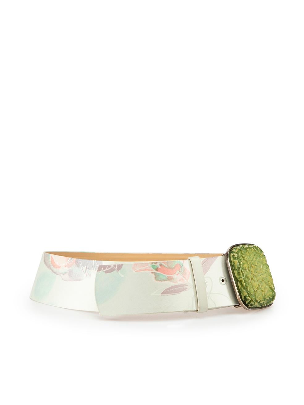 CONDITION is Very good. Minimal wear to belt is evident. Minimal wear to interior and exterior with visible scuff marks on this used Giorgio Armani designer resale item.



Details


Multicolour

Silk

Wide belt

Floral print

Green floral