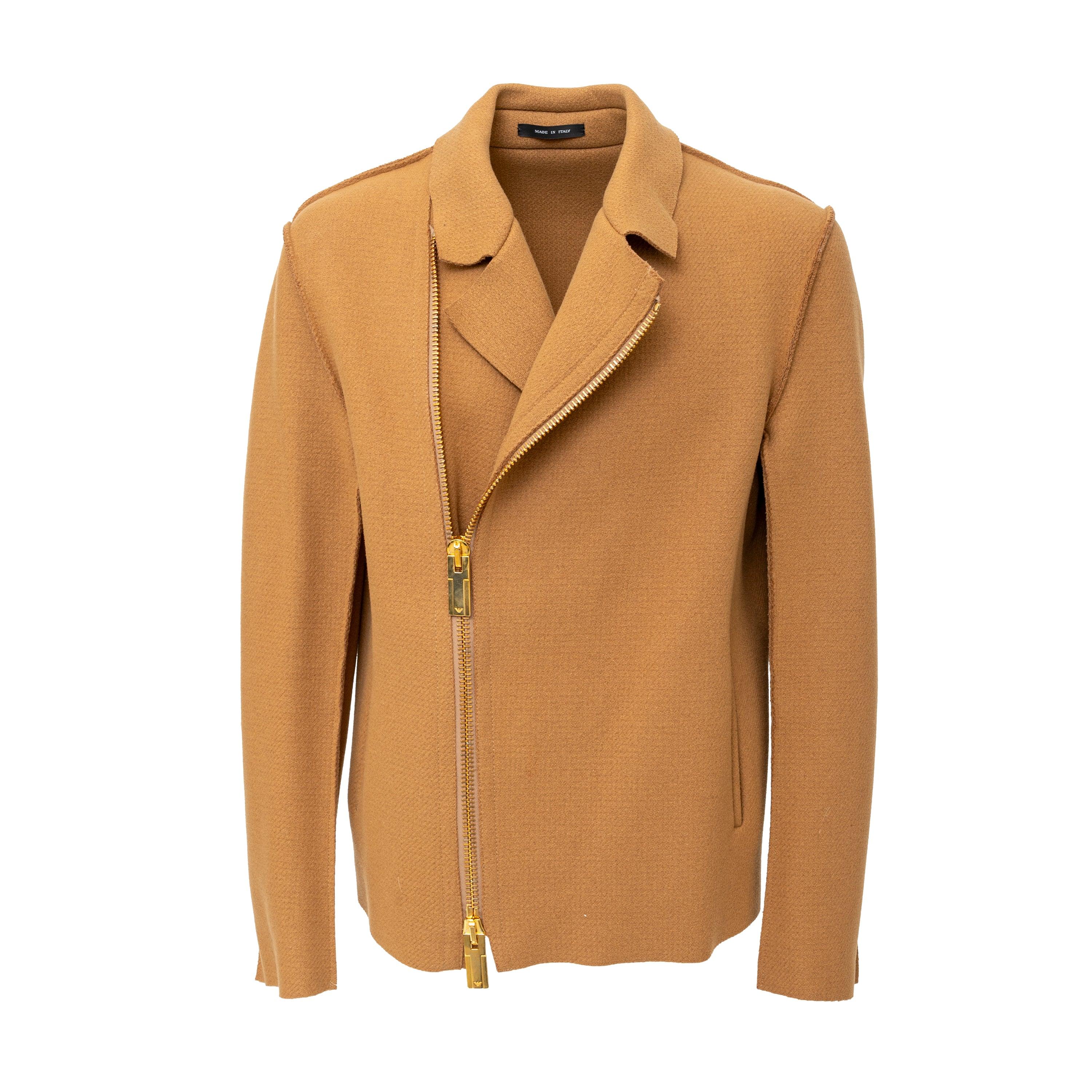 Cette veste en laine Emporio Armani offre une version moderne et élégante d'un style classique. Conçu avec des bords bruts et un intérieur non doublé, il exsude la sophistication. La double fermeture à glissière sur le devant et les poches latérales