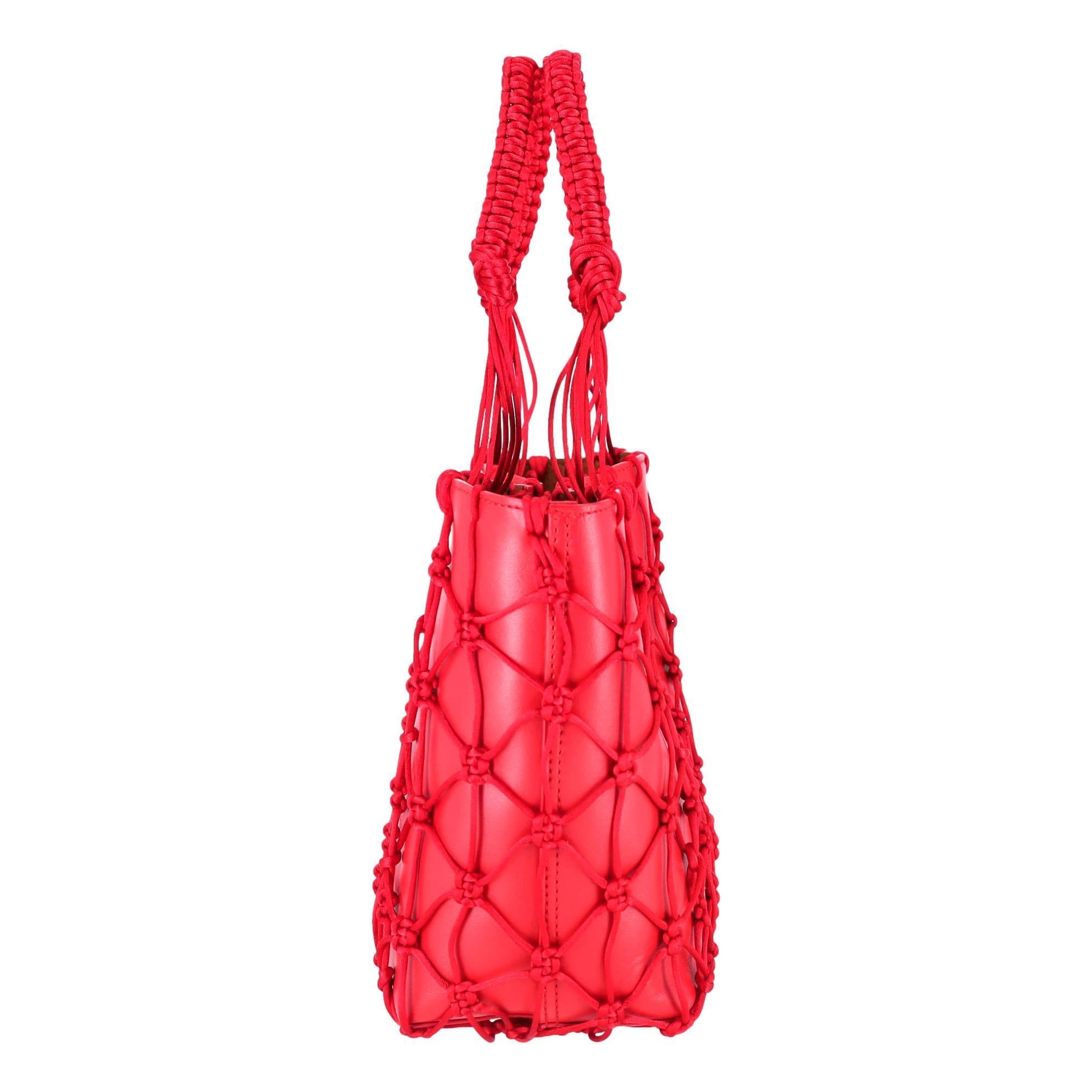 Rosso Borsa Emporio Armani con tracolla in pelle intrecciata in vendita