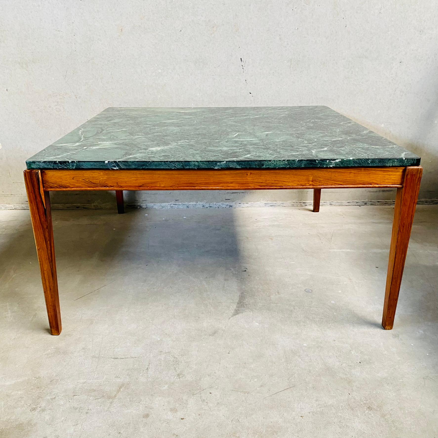 Mid-Century Modern Empress Green Marble Coffee Table with Italian Wallnut Frame, Italy, 1970 For Sale