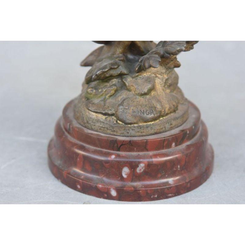 Empty snail pocket in spelter by Théodore Hingre red marble base, height 28 cm for a width of 22 cm and a depth of 13 cm. Period early twentieth. note that 2 antennas are missing.

Additional information:
Material: Bronze