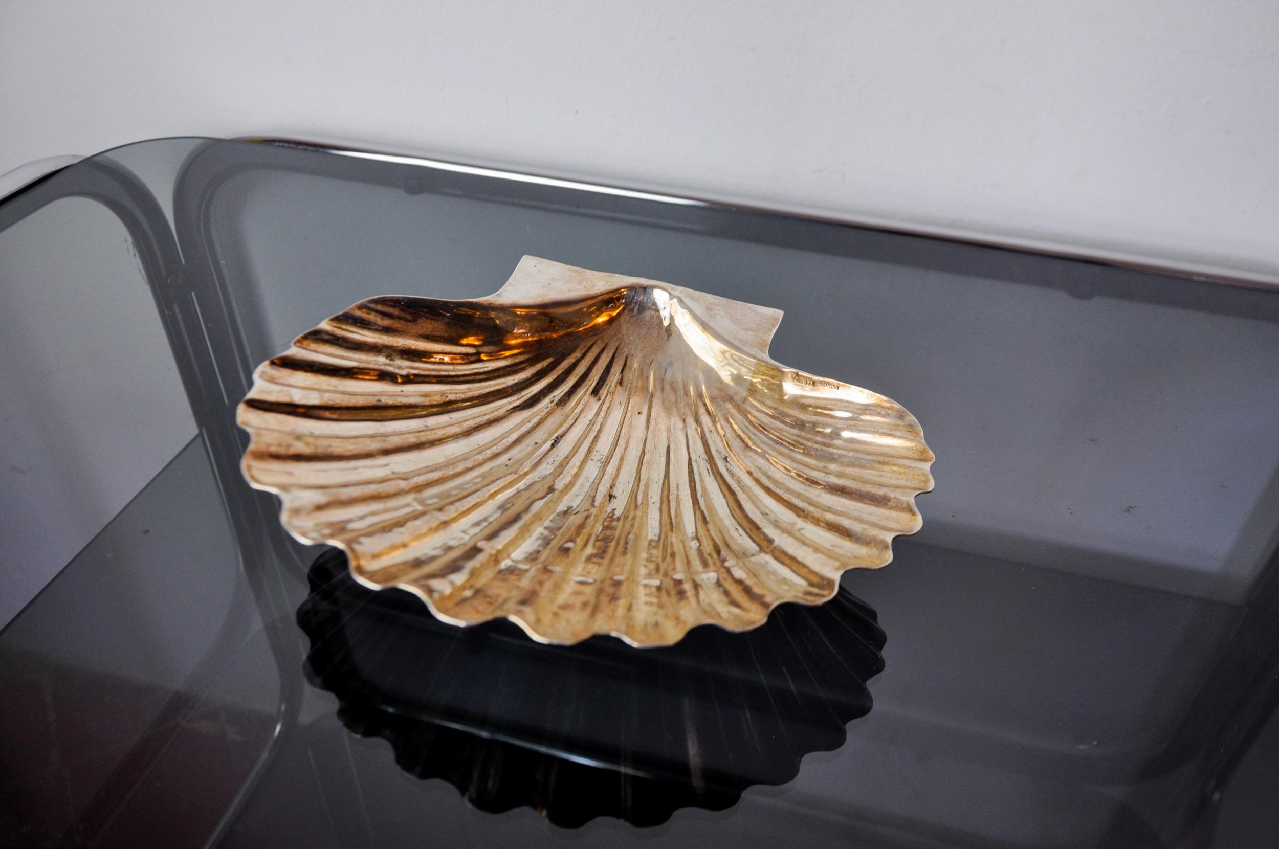 Espagnol Pochette Empty shell de Valenti, métal argenté, Espagne, 1970 en vente